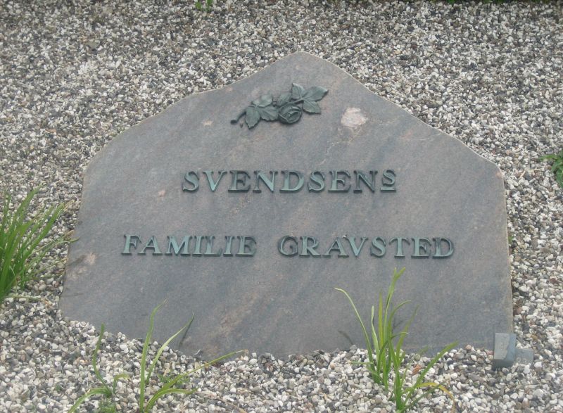 Svendsen's familiegravsted.jpg